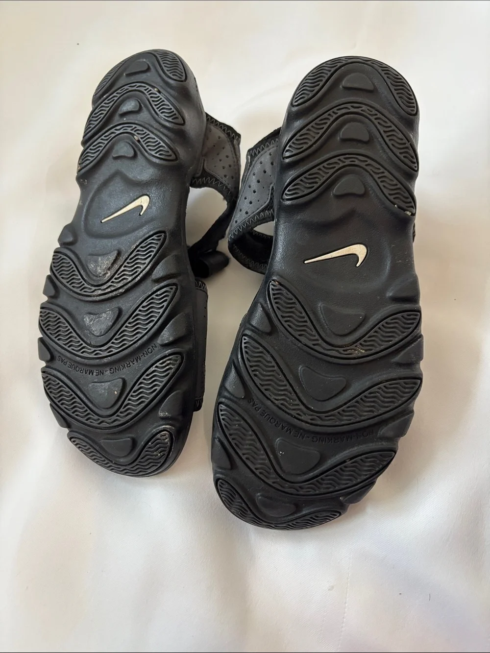 Nike Kids Black Adjustable Strap Sandals